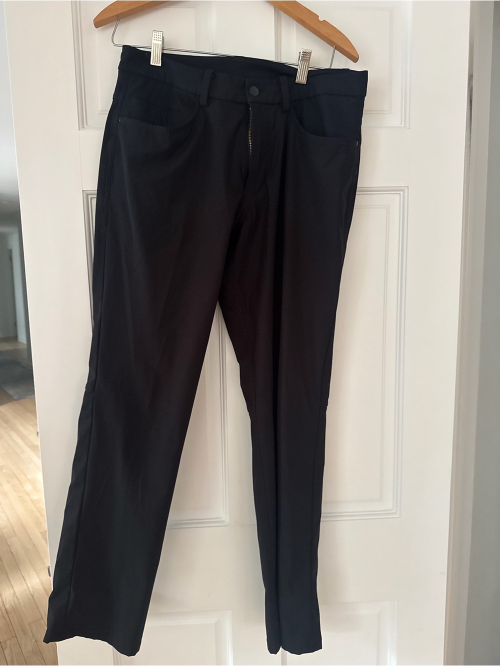 lululemon athletica Men's Black Straight-Leg ABC Pants